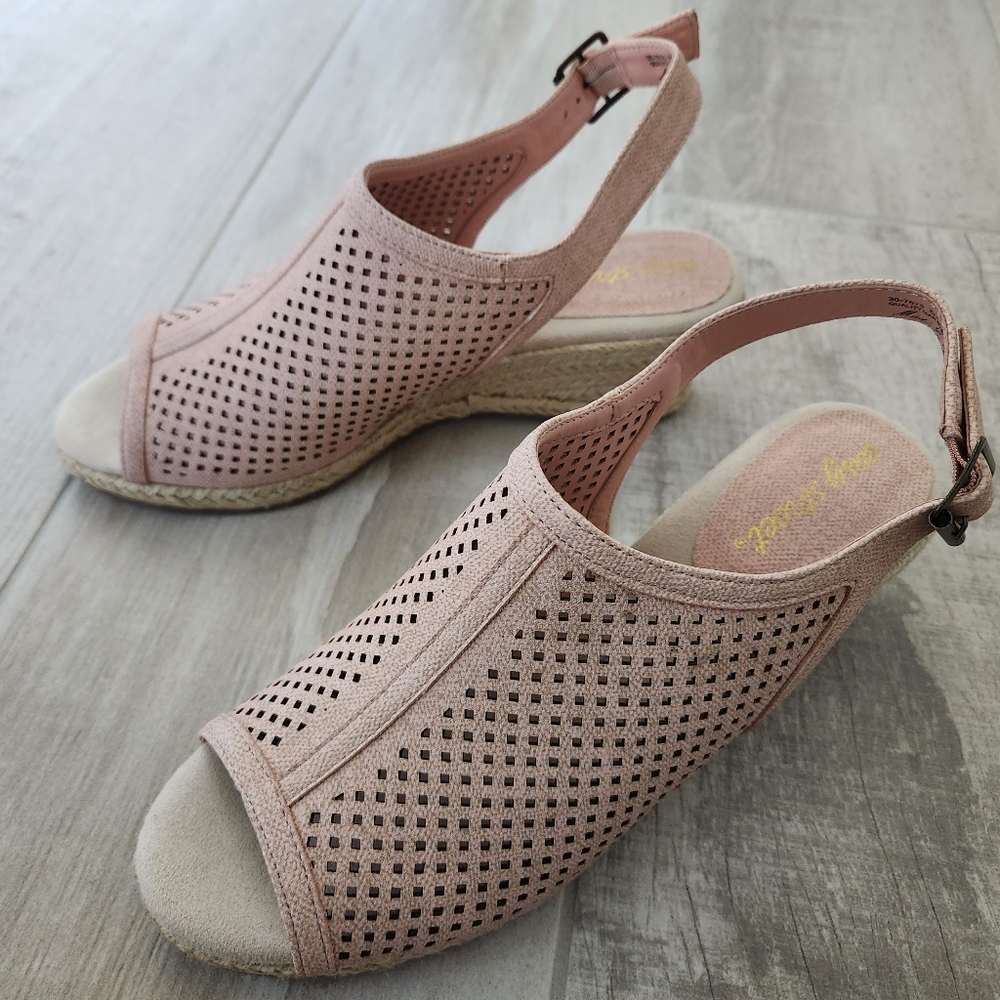 Easy Street Stacy Espadrille Wedge Sandal 8M